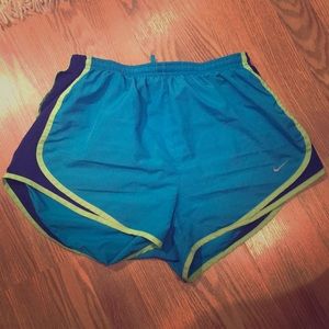 Nike women’s shorts